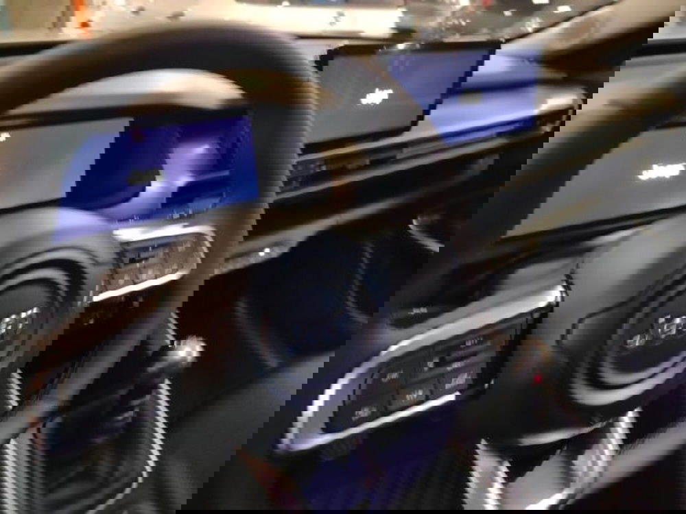 Jeep Avenger nuova a Forlì-Cesena (18)