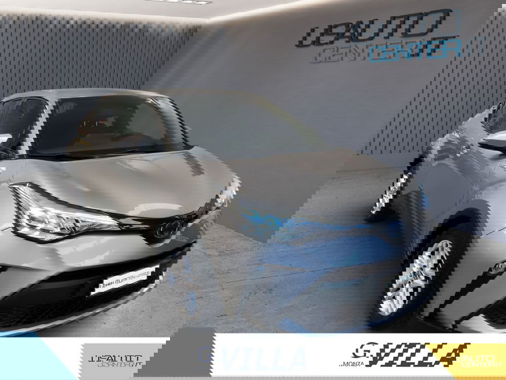 Toyota Toyota C-HR usata a Monza e Brianza (2)