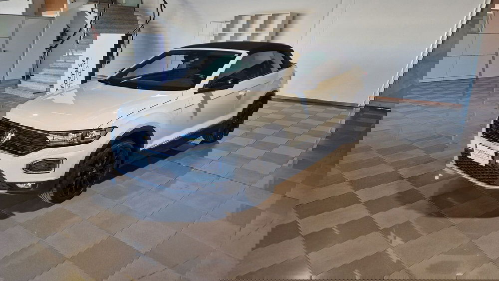 Volkswagen T-Roc Cabrio usata a Vercelli