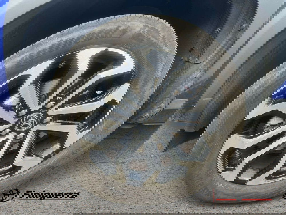 Toyota Yaris Cross usata a Lecco (8)