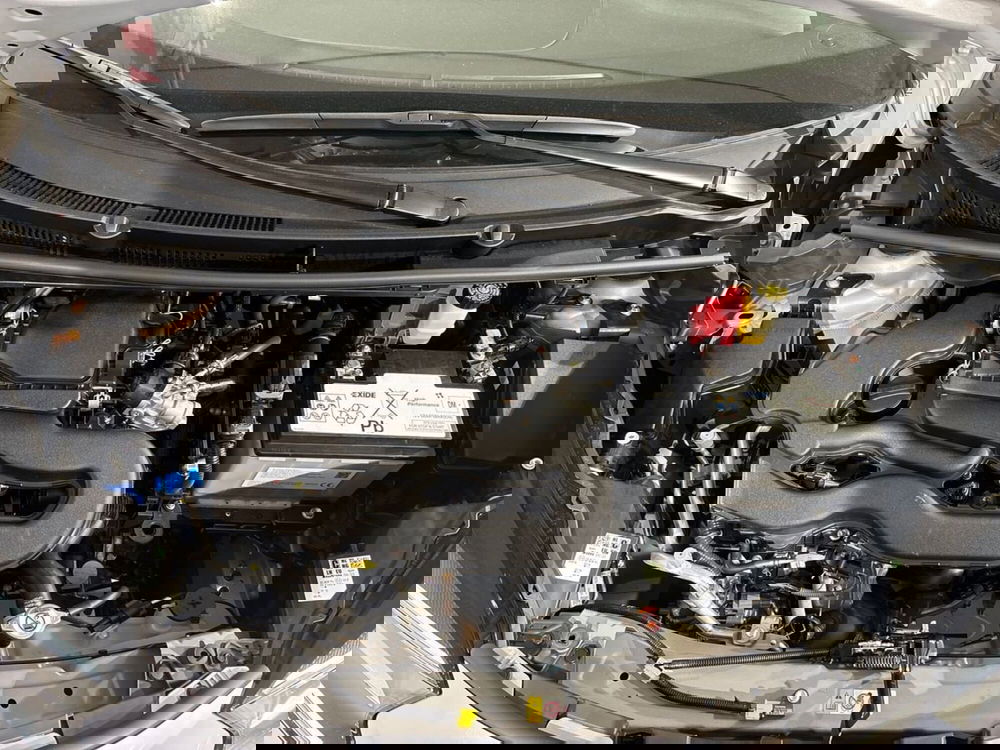 Toyota Aygo X nuova a Lecco (16)