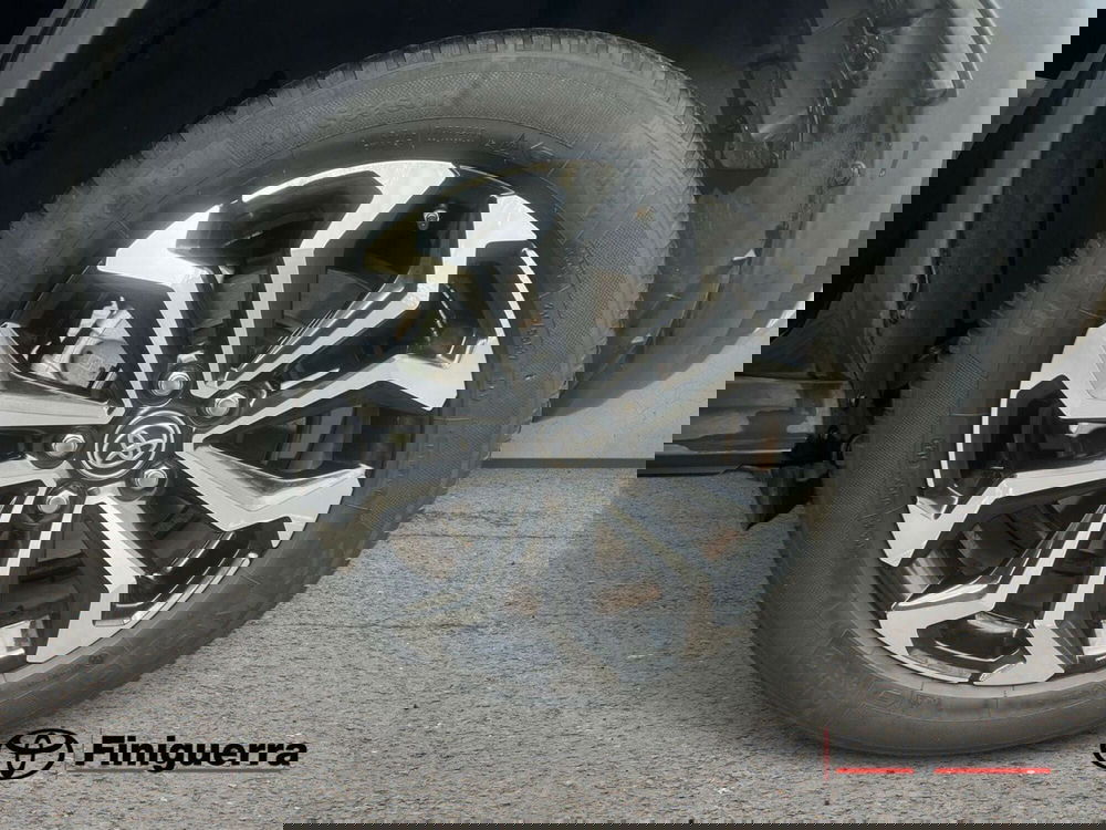 Toyota Yaris Cross usata a Lecco (7)