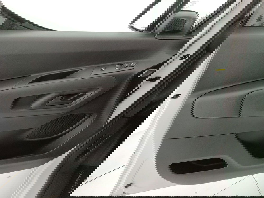 Peugeot Partner Furgone usata a Caserta (11)