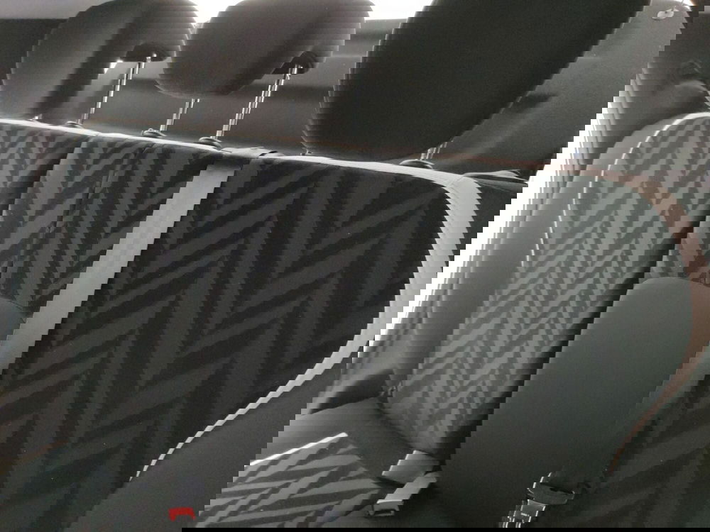 Lancia Ypsilon usata a Caserta (10)