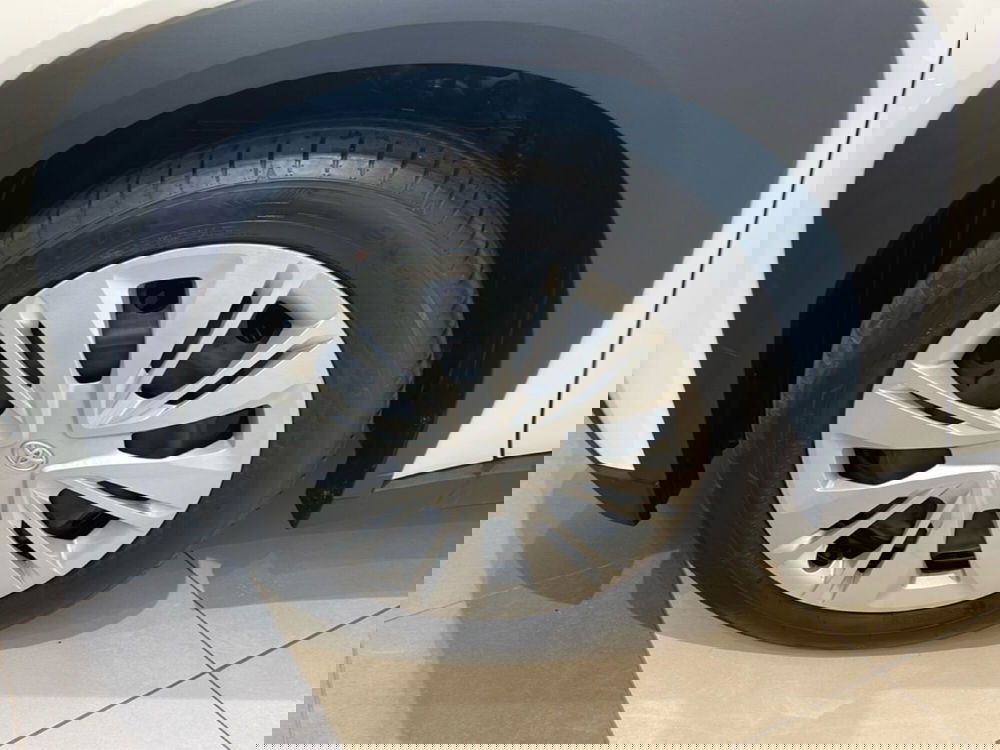 Toyota Aygo X usata a Catania (6)