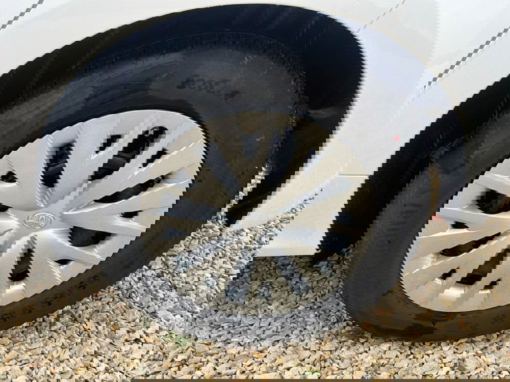 Toyota Yaris usata a Ragusa (6)