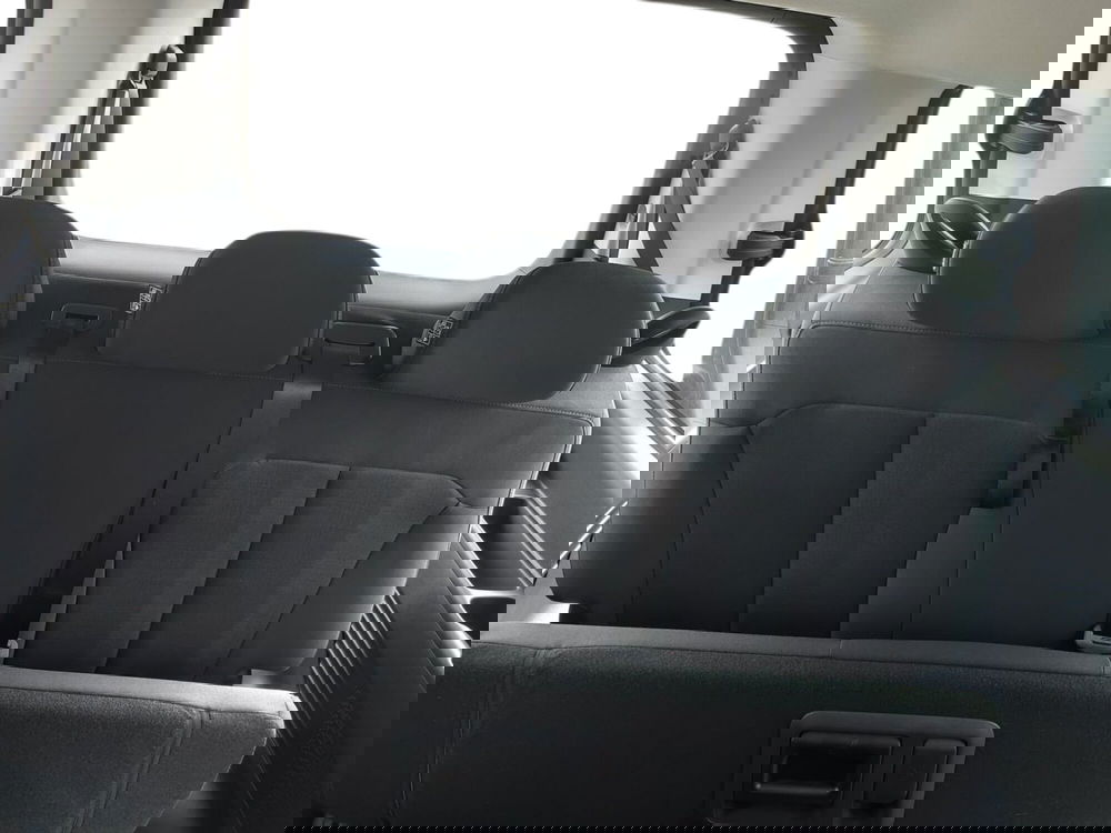 Hyundai Staria nuova a Lucca (11)