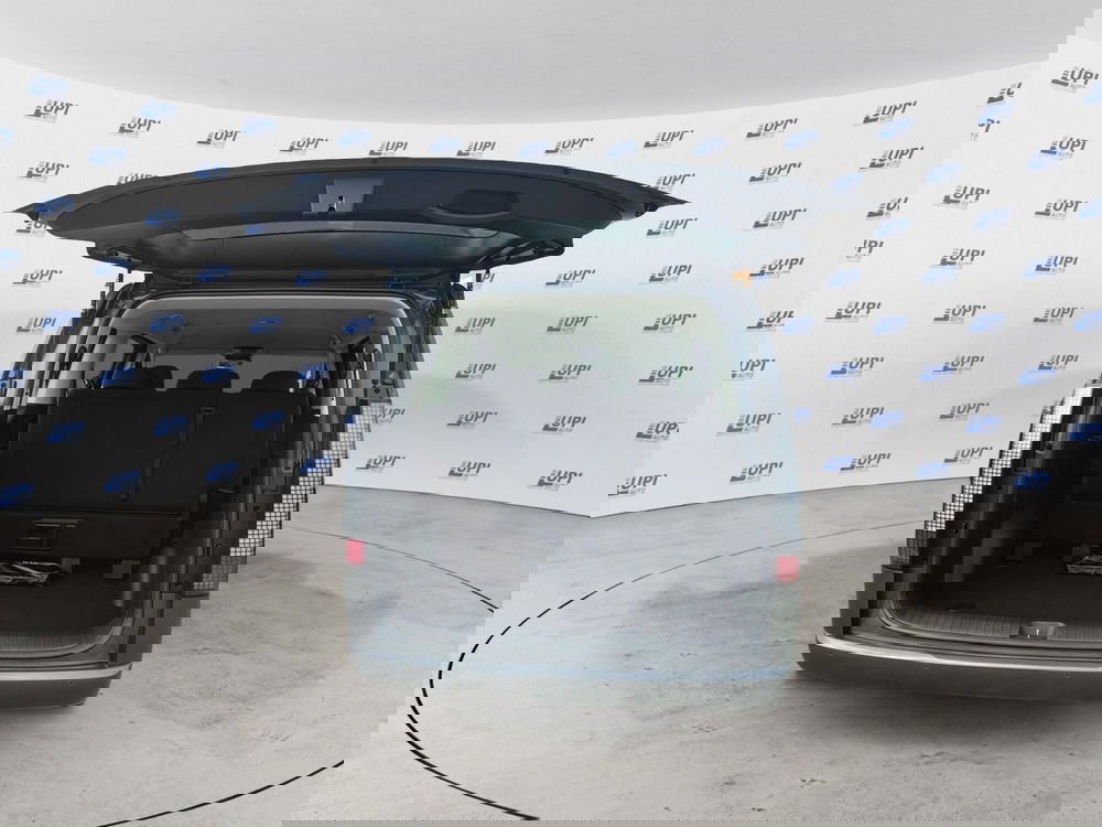 Hyundai Staria nuova a Lucca (8)