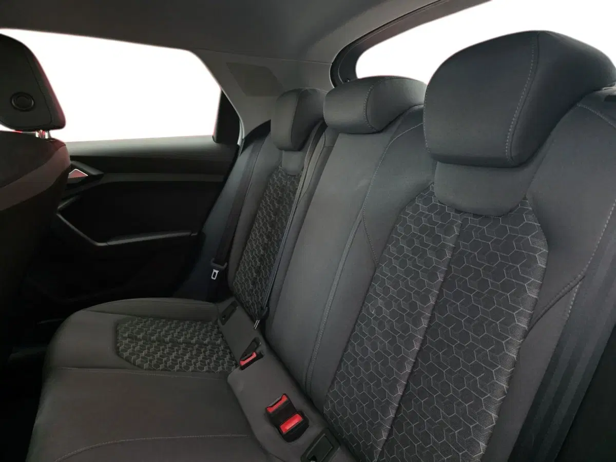 Audi A1 Sportback usata a Lucca (11)