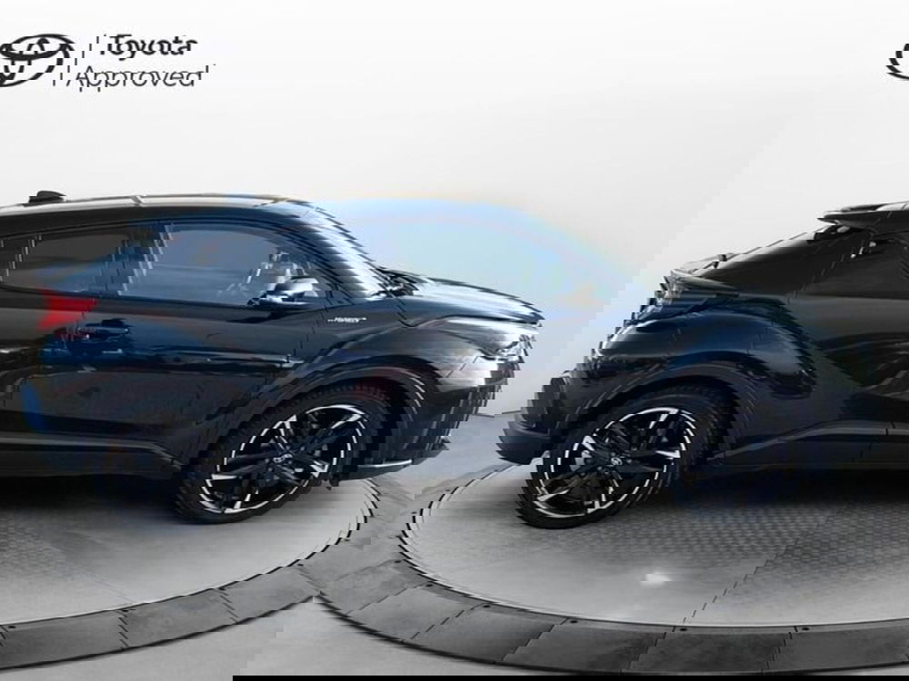 Toyota Toyota C-HR usata a Vicenza (6)