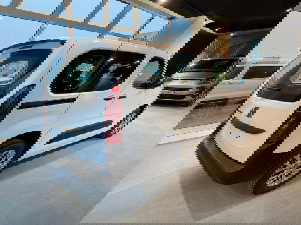 Fiat Doblò nuova a Reggio Emilia (4)