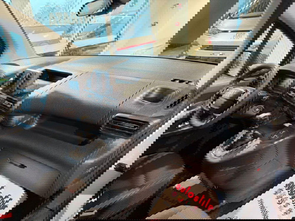 Fiat Doblò nuova a Reggio Emilia (9)