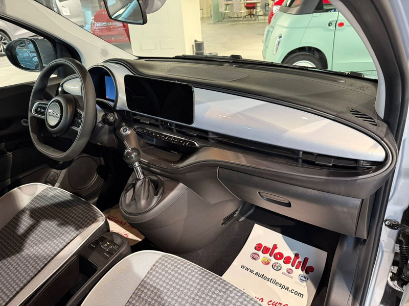 Fiat 500 nuova a Reggio Emilia (10)