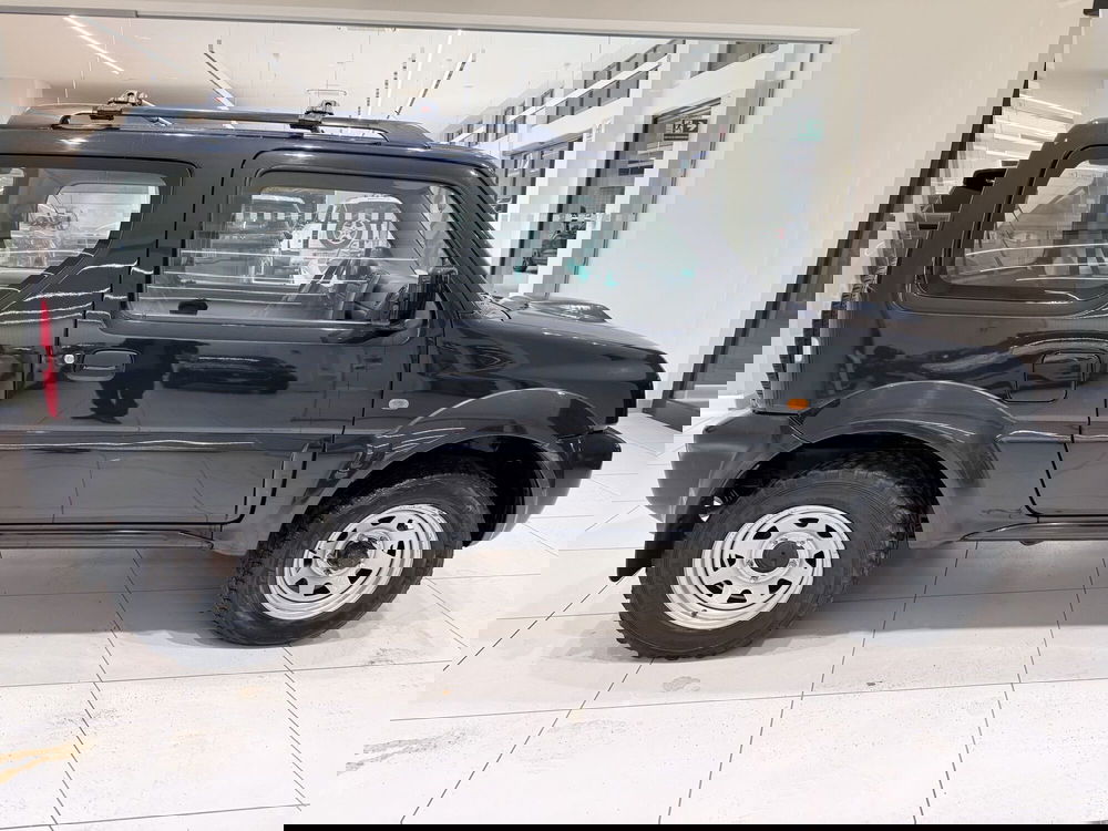 Suzuki Jimny usata a Latina (6)