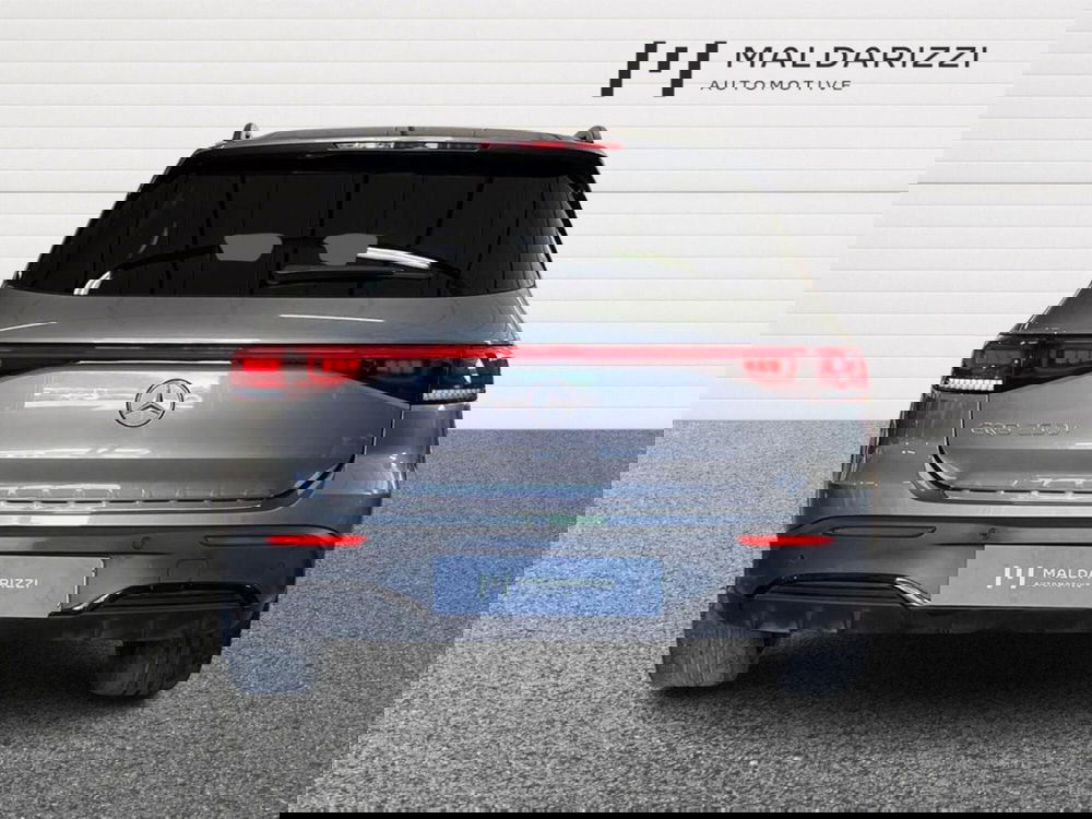 Mercedes-Benz EQB usata a Bari (3)