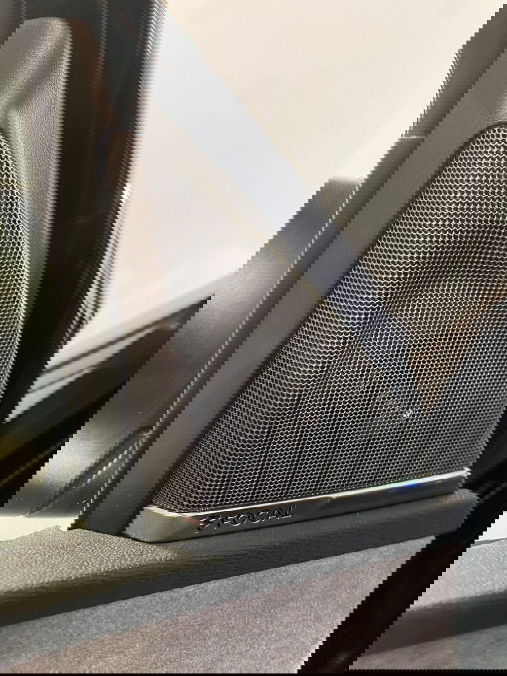 Peugeot 3008 usata a Bari (15)