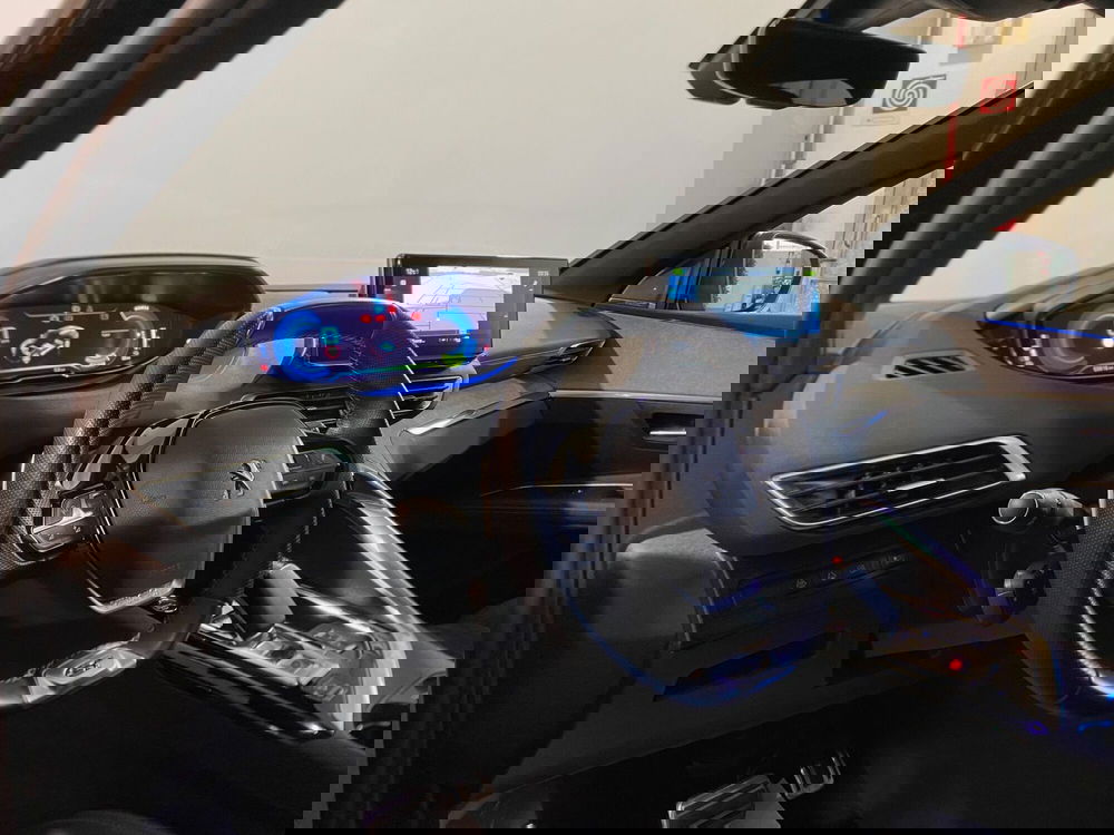 Peugeot 3008 usata a Bari (16)