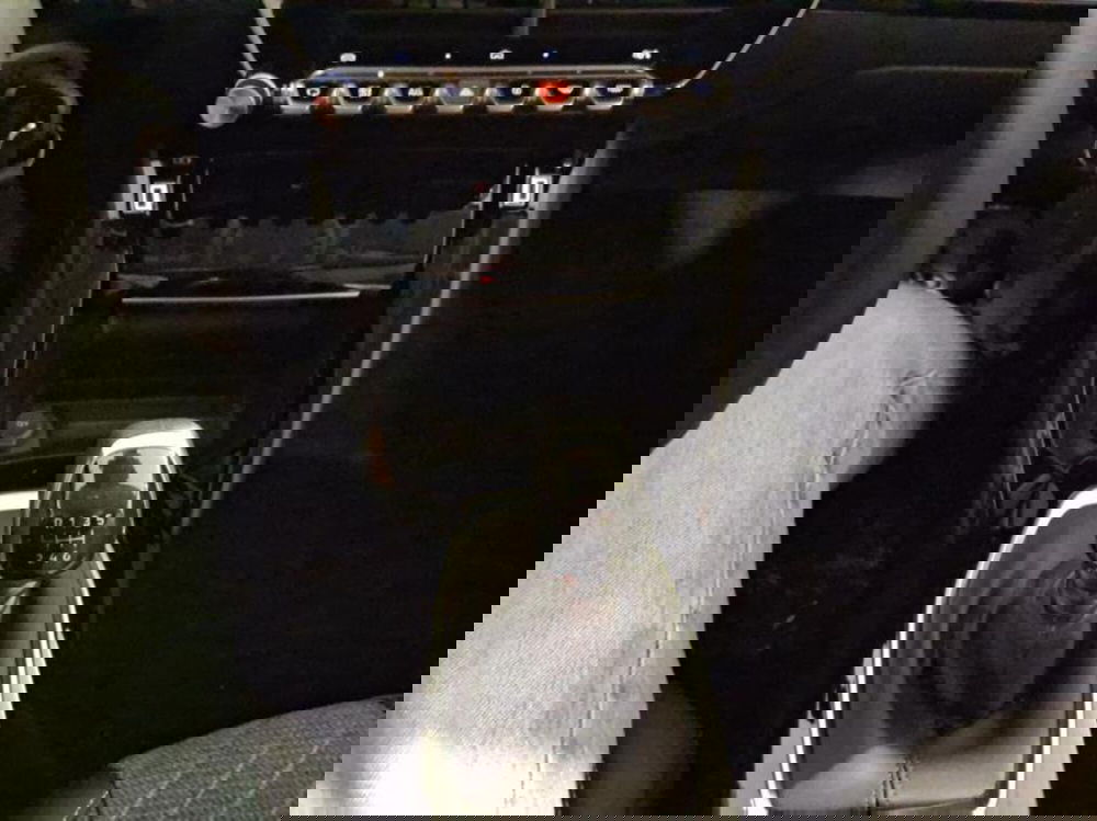 Peugeot 208 nuova a Genova (15)