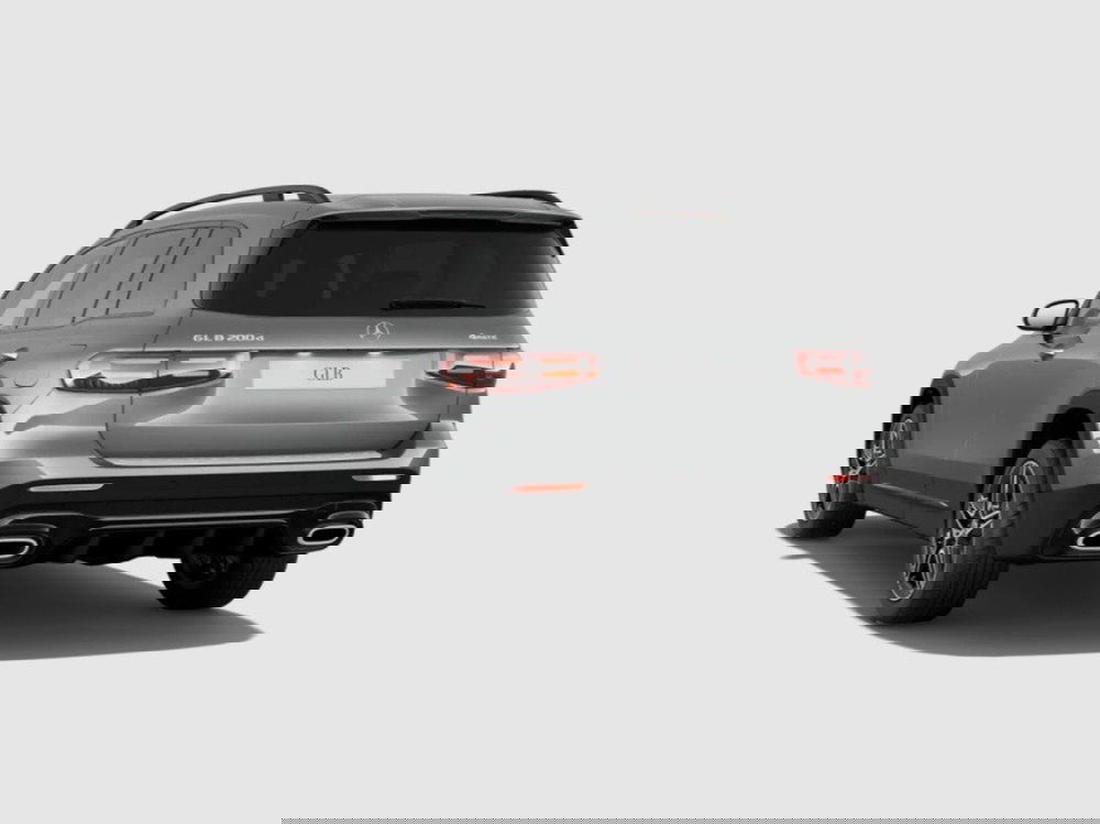 Mercedes-Benz GLB nuova a Ancona (3)