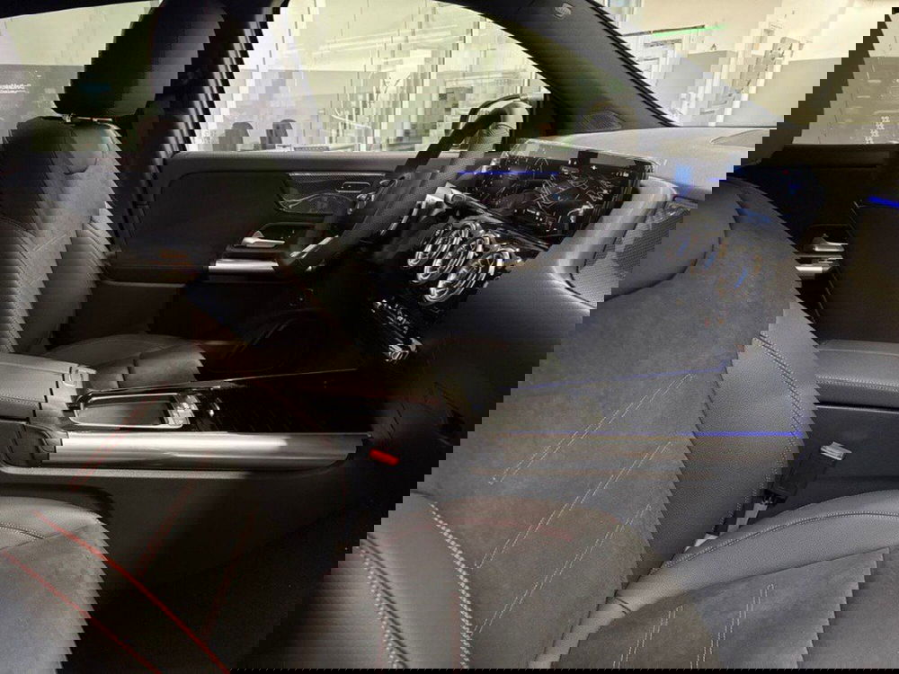 Mercedes-Benz GLA SUV nuova a Rimini (15)