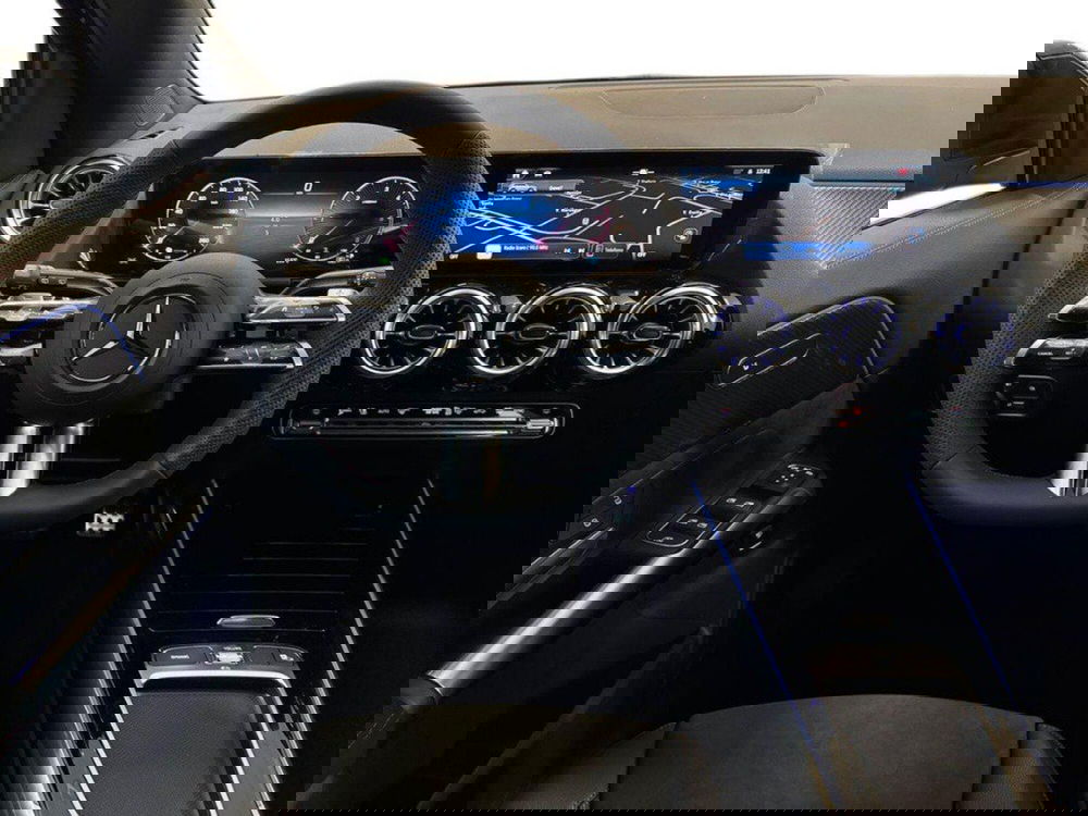 Mercedes-Benz GLA SUV nuova a Rimini (12)