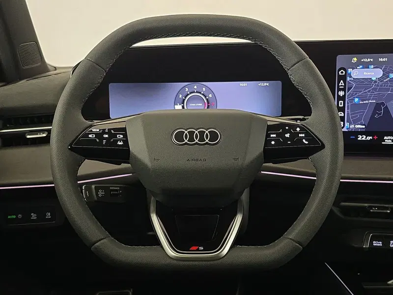 Audi Q3 Sportback nuova a Alessandria (12)