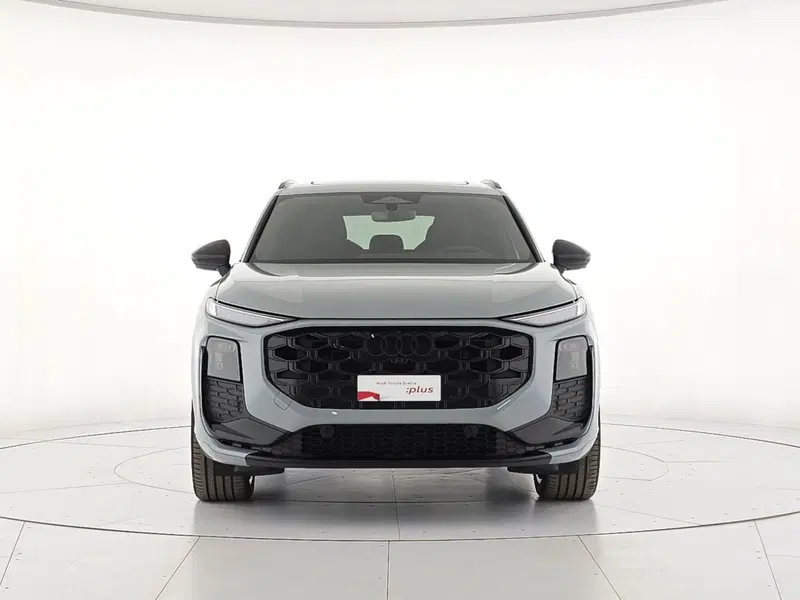 Audi Q3 Sportback nuova a Alessandria (2)