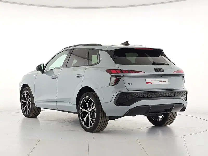 Audi Q3 Sportback nuova a Alessandria (4)