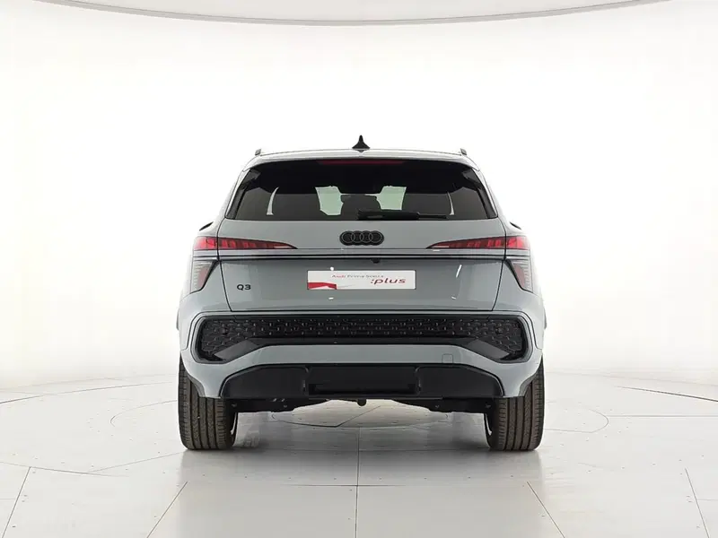 Audi Q3 Sportback nuova a Alessandria (5)