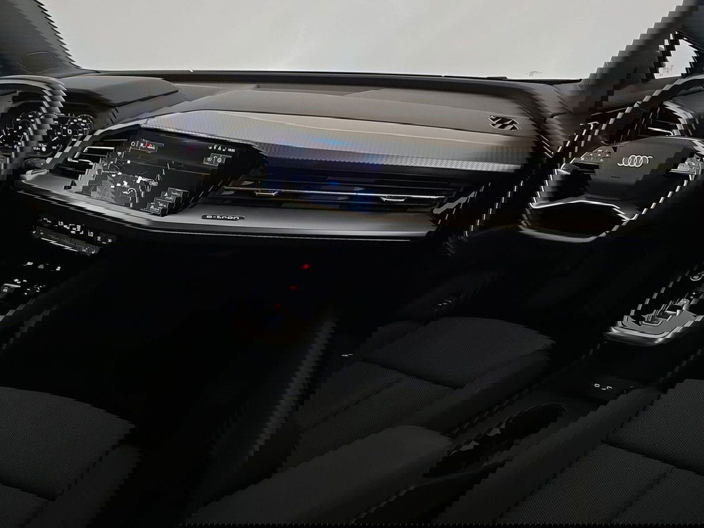 Audi Q4 Sportback usata a Asti (12)