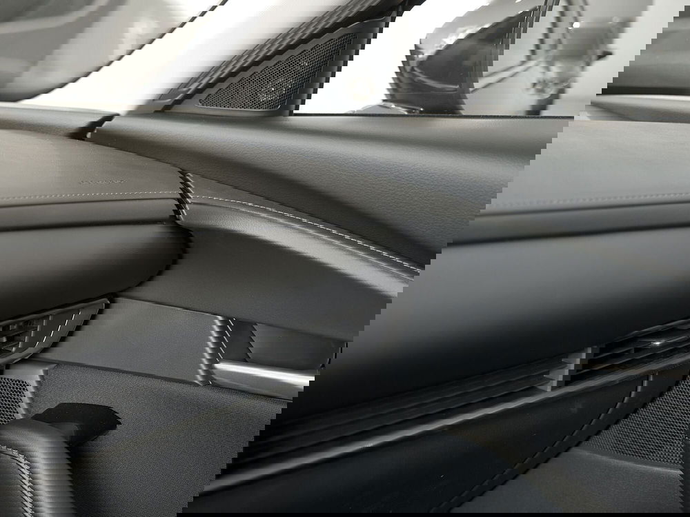 Mazda CX-30 nuova a Prato (12)