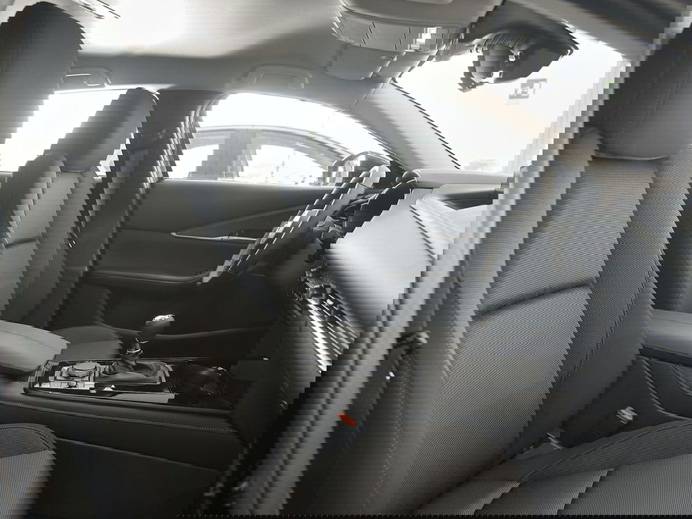 Mazda CX-30 nuova a Prato (13)