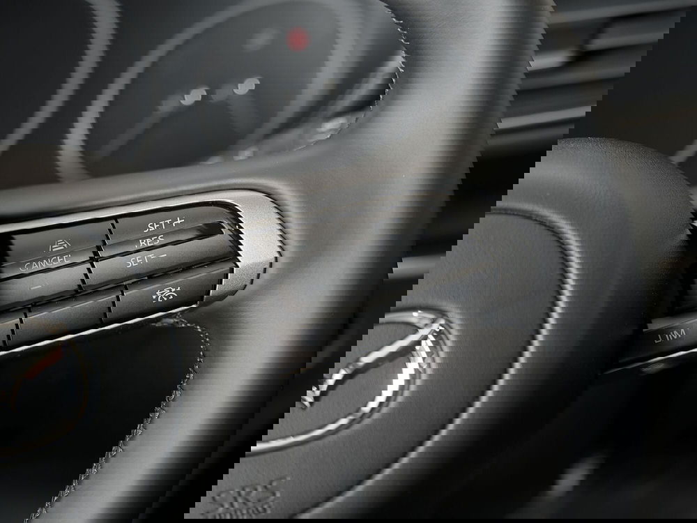 Mazda CX-30 nuova a Prato (7)