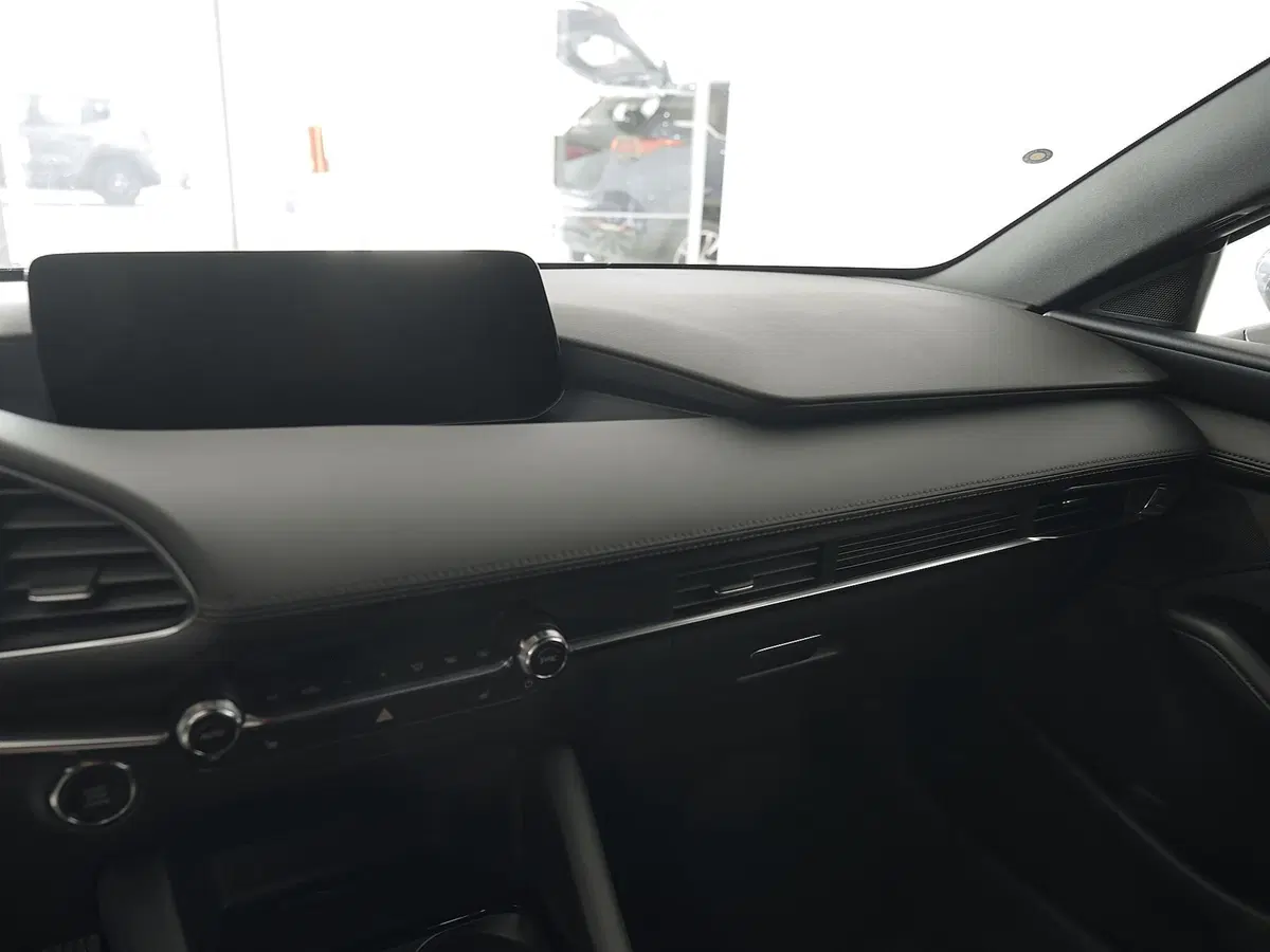 Mazda Mazda3 Hatchback nuova a Prato (10)