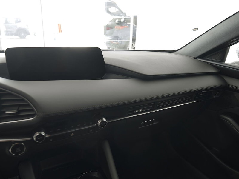 Mazda Mazda3 Hatchback nuova a Prato (10)