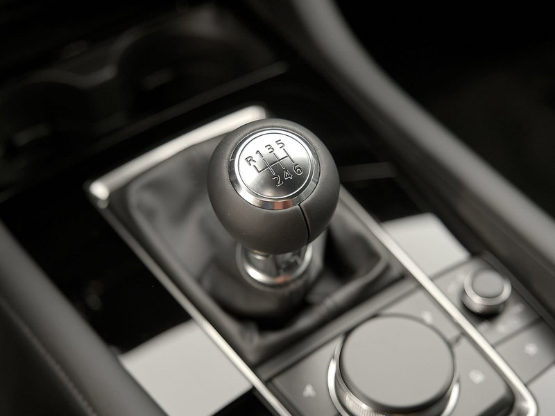 Mazda Mazda3 Hatchback nuova a Prato (13)