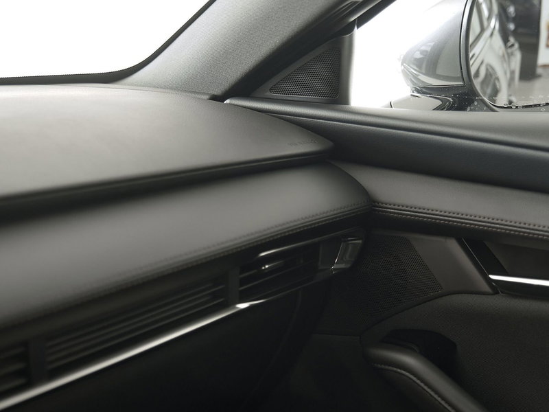 Mazda Mazda3 Hatchback nuova a Prato (14)