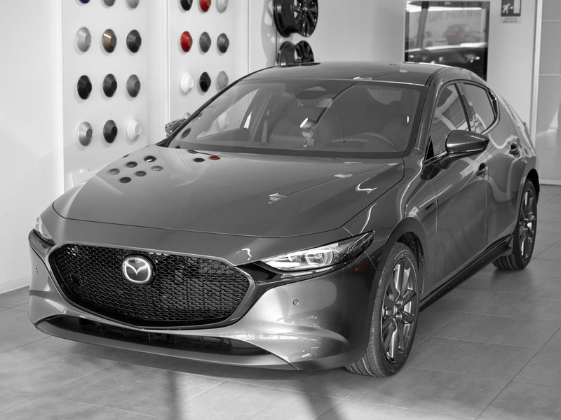 Mazda Mazda3 Hatchback nuova a Prato (2)