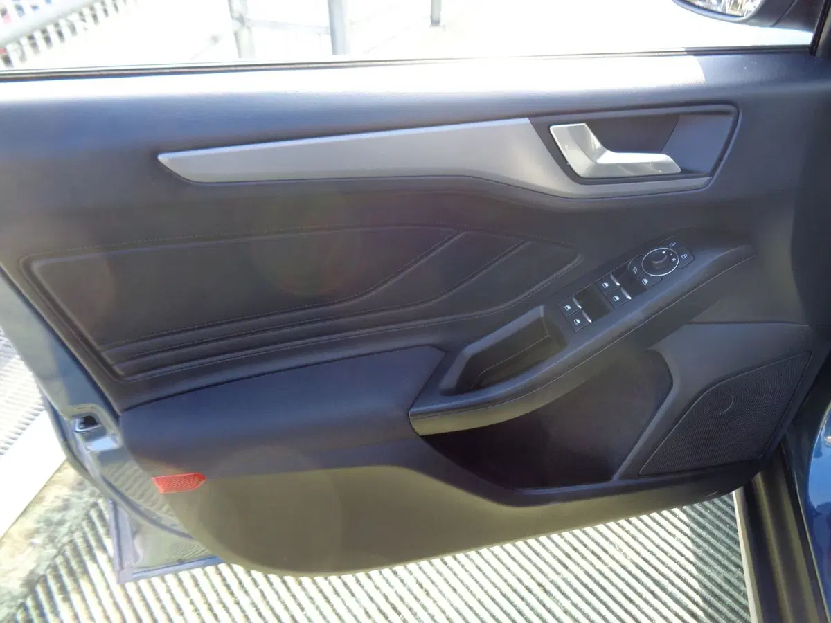 Ford Focus usata a Treviso (8)