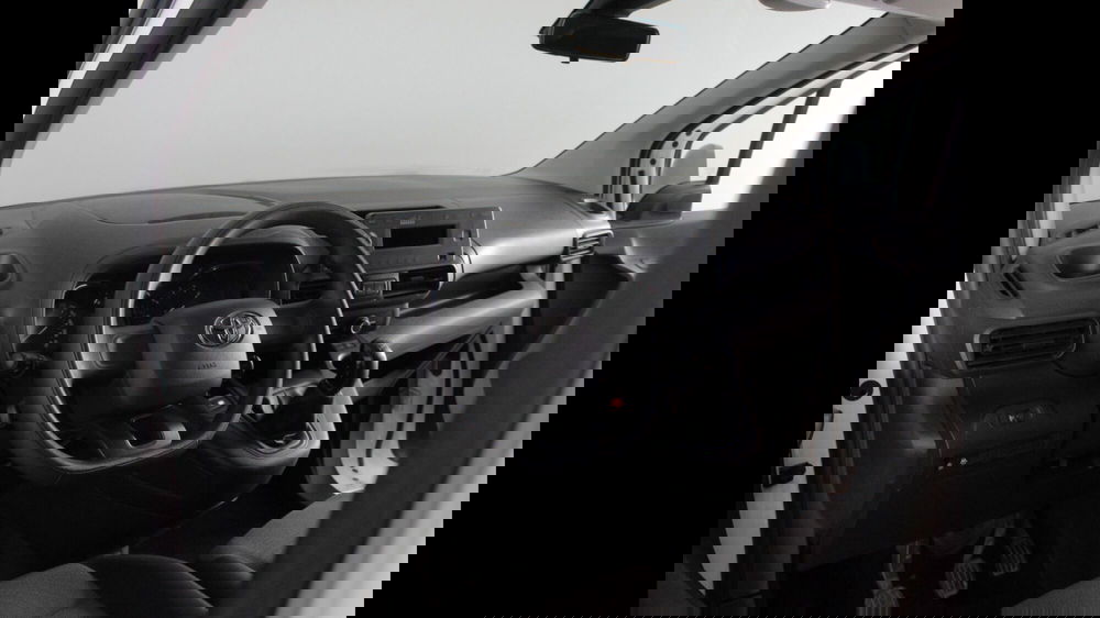 Toyota Proace City Furgone usata a Palermo (9)