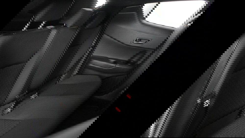 Toyota Toyota C-HR usata a Palermo (8)