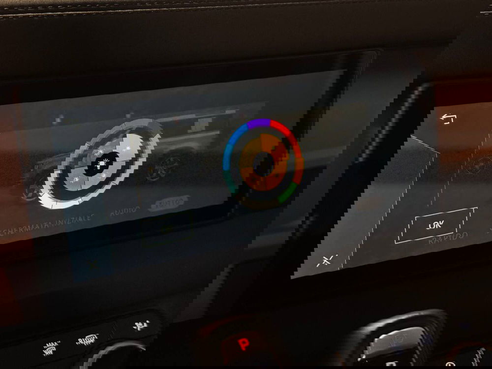 Land Rover Defender usata a Savona (13)