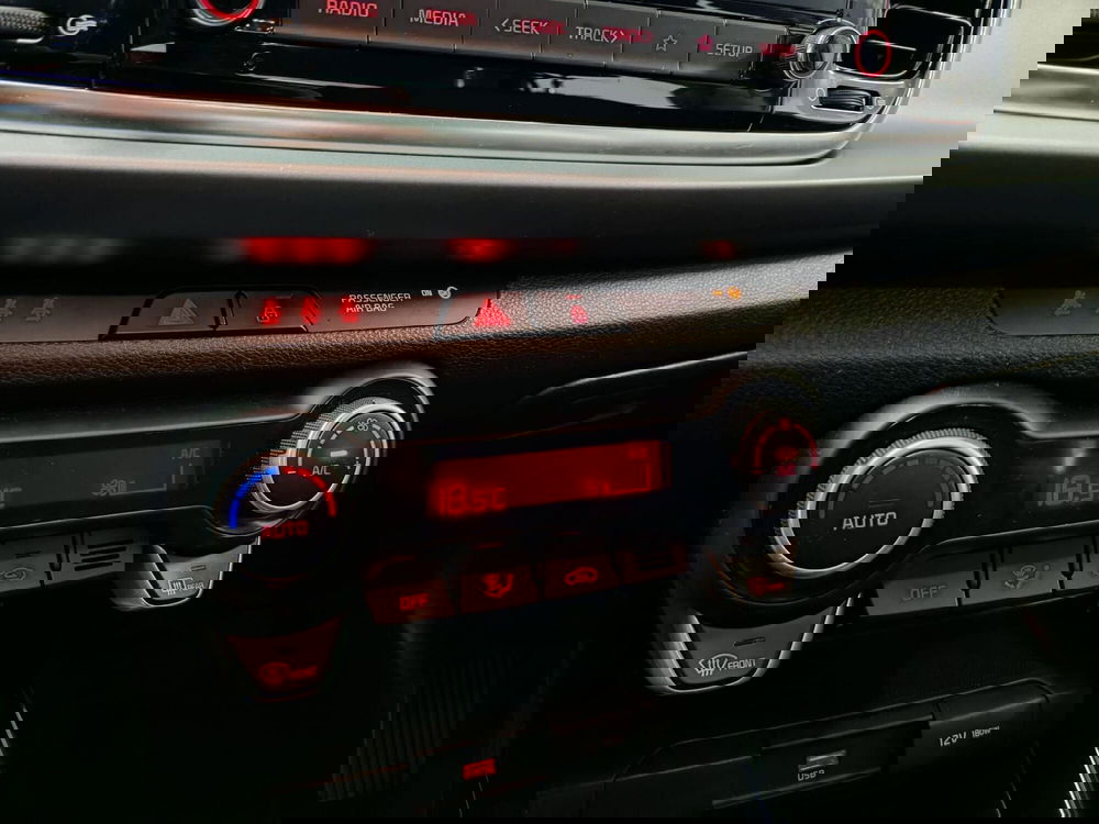 Kia Rio usata a Arezzo (10)