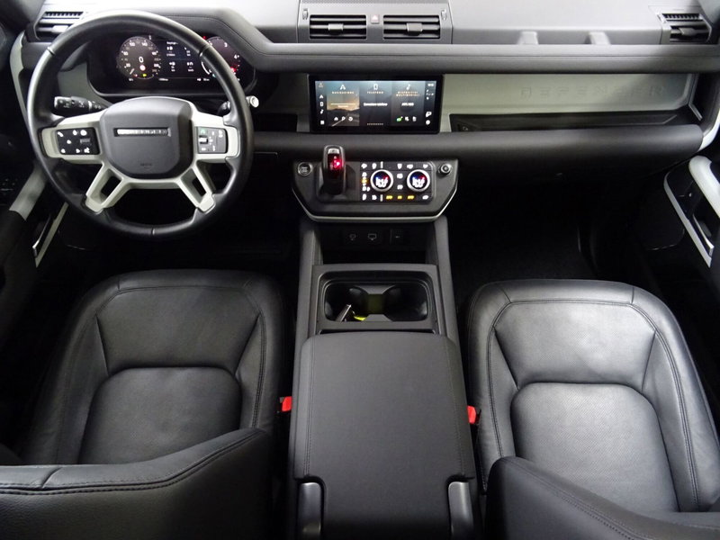 Land Rover Defender usata a Como (4)