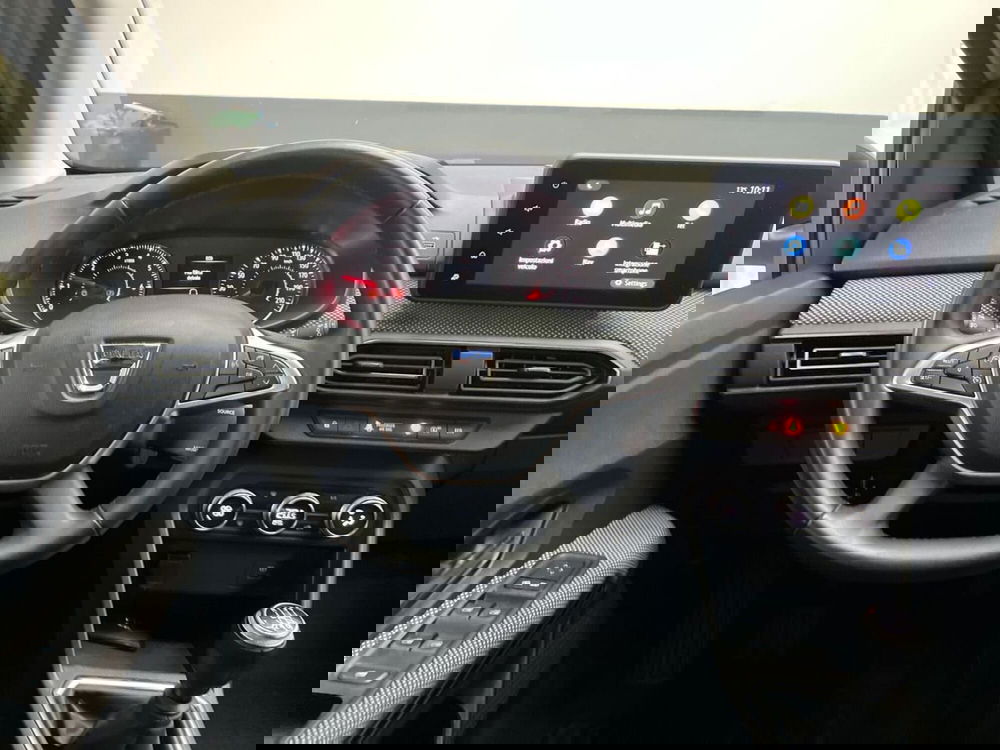 Dacia Jogger usata a Roma (10)