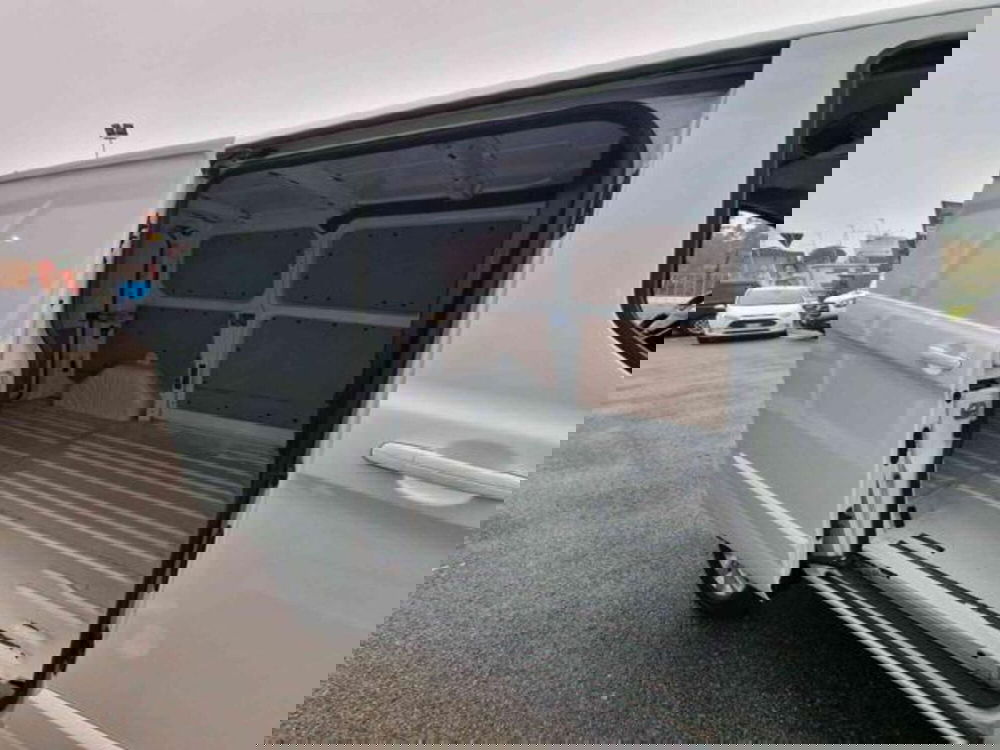 Ford Transit Custom Furgone usata a Bologna (4)