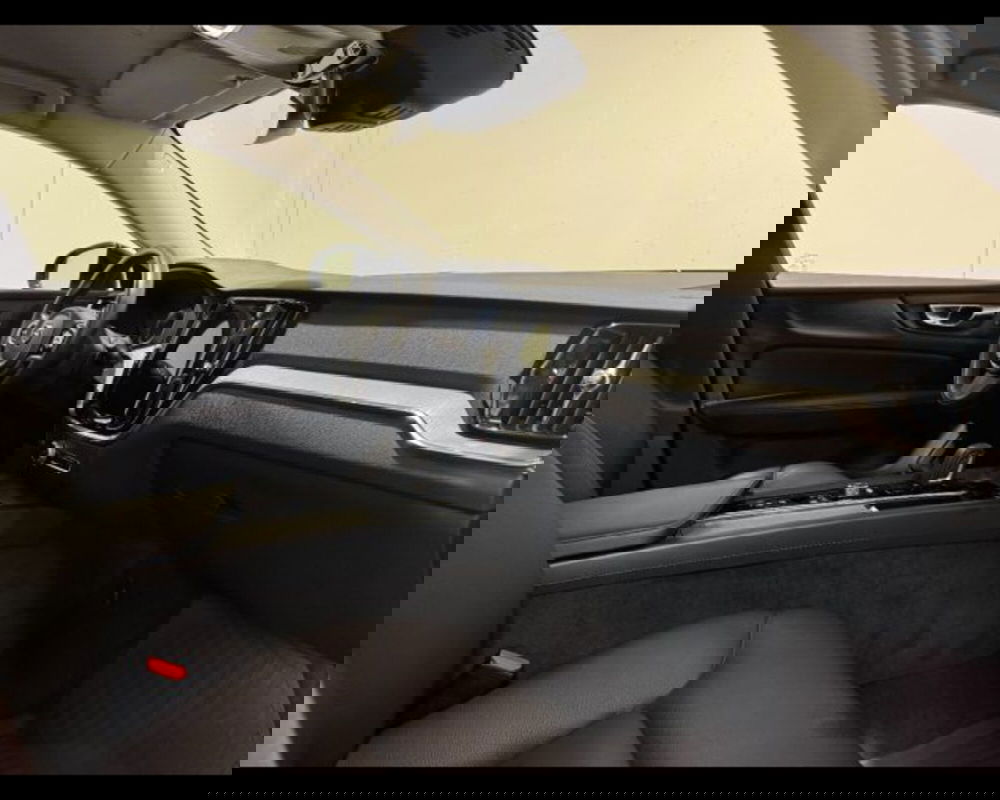 Volvo V60 Cross Country usata a Treviso (3)