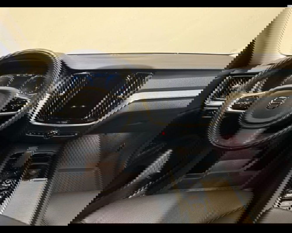 Volvo V60 Cross Country usata a Treviso (4)