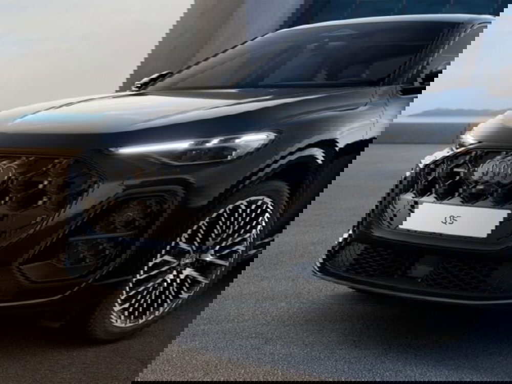 Audi Q5 Sportback nuova a Treviso (6)