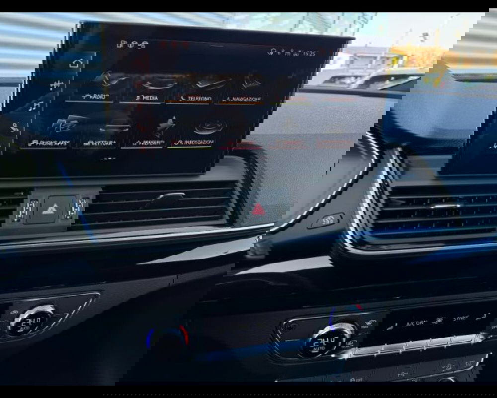 Audi Q5 Sportback nuova a Treviso (7)